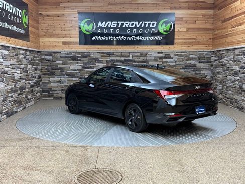 Certified 2023 Hyundai Elantra SEL w/ Cargo Package image 7