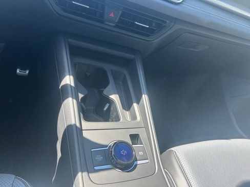 New 2026 Volkswagen Tiguan SE R-Line FWD image 60
