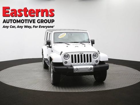 Used 2015 Jeep Wrangler Unlimited Sahara w/ Connectivity Group AWD/4WD image 52