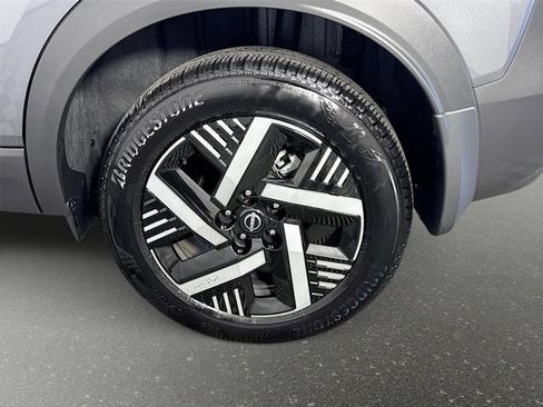 Certified 2026 Nissan Kicks SV FWD image 29