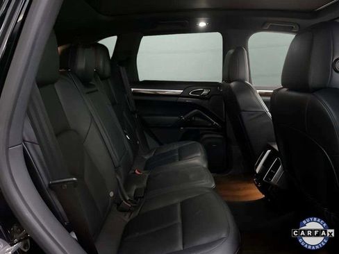 Used 2014 Porsche Cayenne S image 64