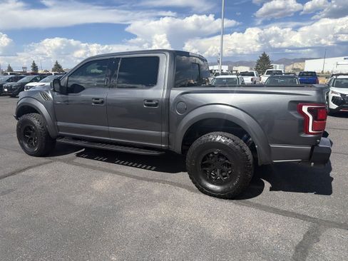 Used 2018 Ford F150 Raptor w/ Equipment Group 802A Luxury AWD/4WD image 9