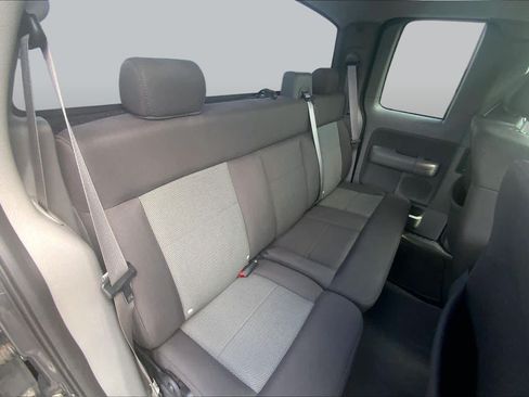Used 2006 Ford F150 XLT RWD image 18
