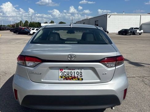 Used 2024 Toyota Corolla LE FWD image 12