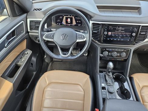 Used 2023 Volkswagen Atlas Cross Sport SEL Premium R-Line AWD/4WD image 28