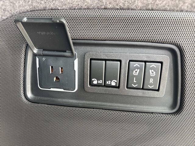Used 2023 Cadillac Escalade Sport w/ Touring Package AWD/4WD image 12