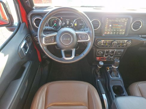 Used 2023 Jeep Wrangler Unlimited Rubicon 4xe w/ Steel Bumper Group image 11