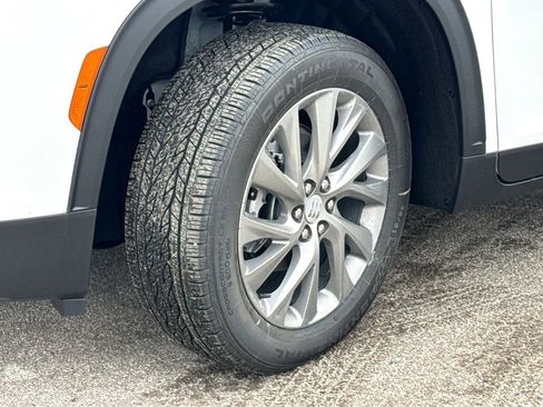 New 2026 Buick Enclave Preferred w/ Power Package FWD image 25