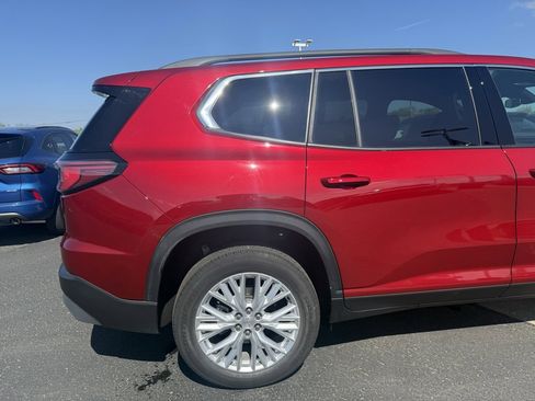 Used 2024 GMC Acadia Elevation image 27