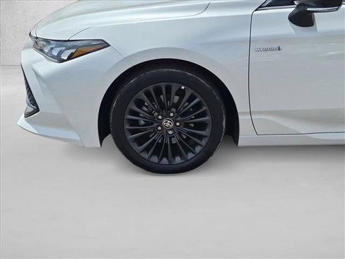 Used 2021 Toyota Avalon XSE FWD image 24