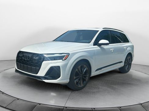 Used 2026 Audi Q7 3.0T Premium Plus AWD/4WD image 3