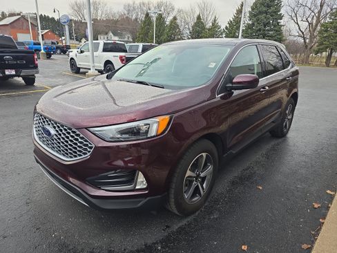 Used 2023 Ford Edge SEL w/ Convenience Package AWD/4WD image 4