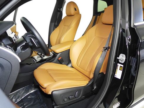 Used 2024 BMW X3 sDrive30i w/ Convenience Package RWD image 22