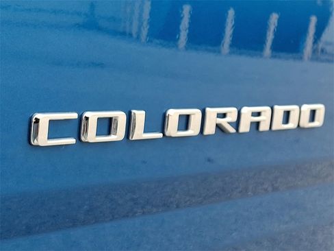 Used 2022 Chevrolet Colorado LT w/ LT Convenience Package image 30