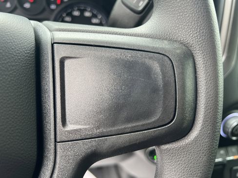 Used 2026 Chevrolet Silverado 1500 Custom Trail Boss w/ LPO, Dark Essentials Package image 21