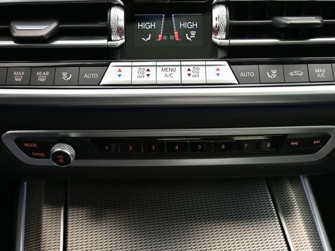 Used 2023 BMW X5 M50i image 19