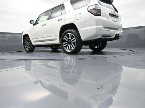 Certified 2023 Toyota 4Runner Limited AWD/4WD image 31