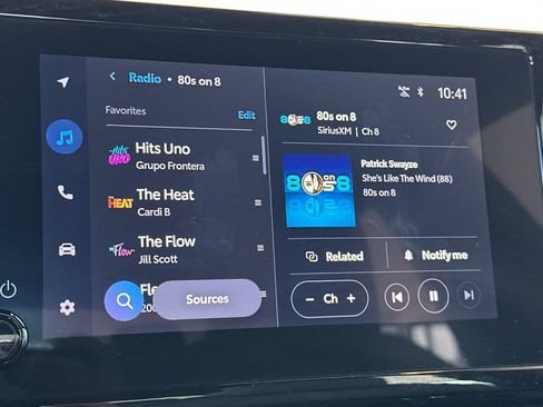 Certified 2025 Toyota Corolla SE w/ Convenience Package image 17