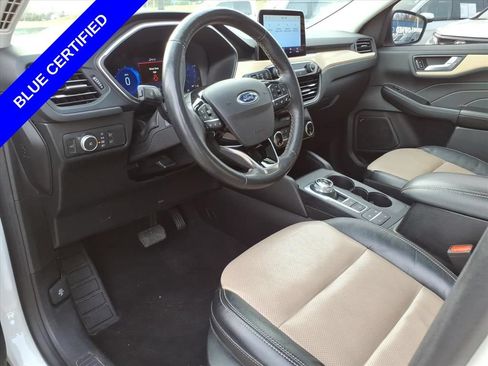 Certified 2022 Ford Escape Titanium w/ Titanium Elite Package AWD/4WD image 14