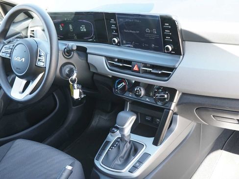 Certified 2026 Kia Seltos LX FWD image 25