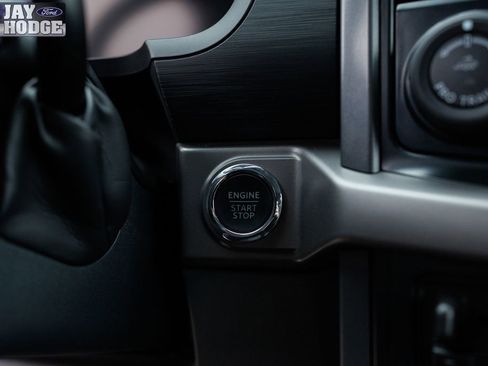 Used 2025 Ford F150 XLT w/ Equipment Group 302A MID image 22