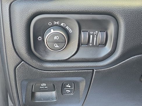 Certified 2025 RAM 1500 Lone Star AWD/4WD image 27