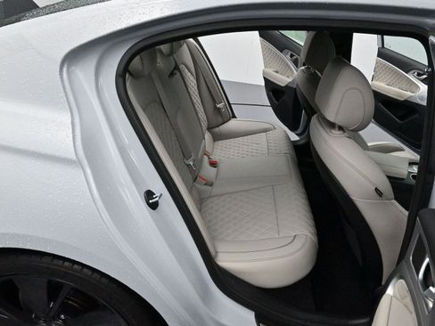 Used 2022 Genesis G70 3.3T w/ Sport Prestige Package image 34