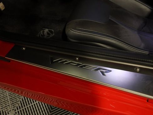 Used 2015 Dodge Viper w/ Quick Order Package 22J GT image 36