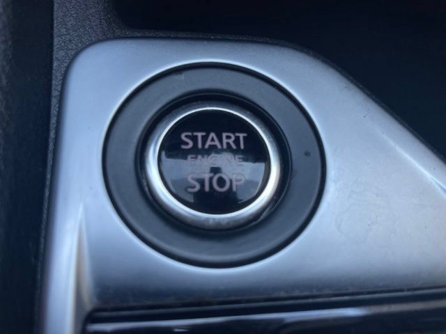 Used 2024 Nissan Sentra SR FWD image 41
