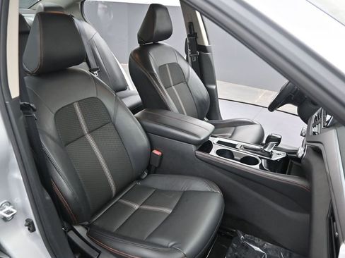Used 2024 Nissan Altima 2.5 SR FWD image 30