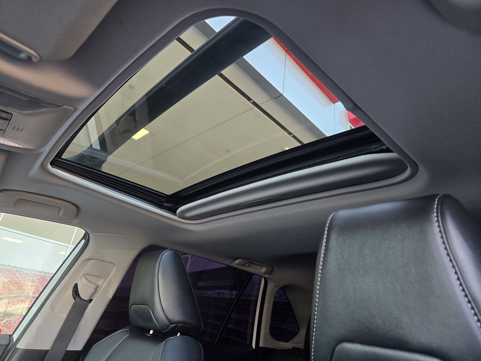 Certified 2021 Toyota RAV4 XLE Premium FWD image 17