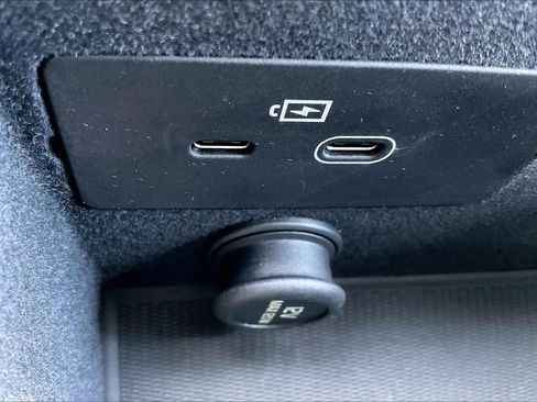 New 2026 Volvo XC90 T8 Ultra w/ Lounge Package image 23