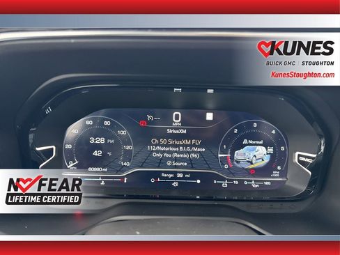 Used 2022 GMC Yukon Denali image 28