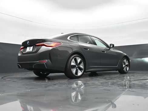 New 2026 BMW i4 eDrive40 w/ Premium Package RWD image 28