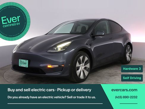 Used 2023 Tesla Model Y Long Range AWD/4WD image 1