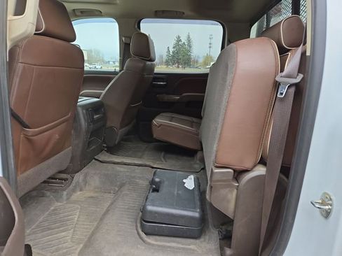 Used 2019 Chevrolet Silverado 3500 High Country w/ Duramax Plus Package image 31