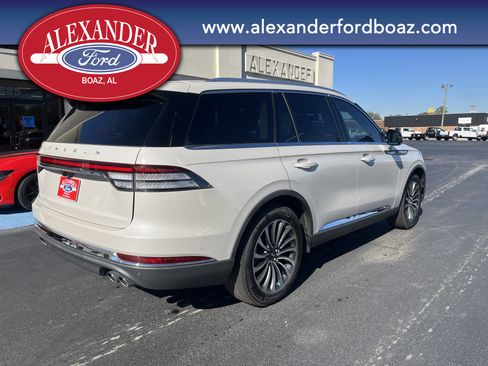 Used 2022 Lincoln Aviator Reserve w/ Equipment Group 201A image 4