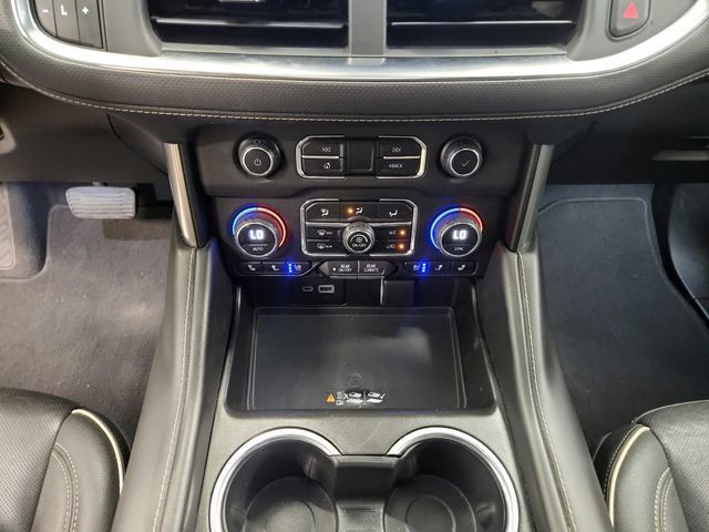 Used 2023 Chevrolet Suburban Premier RWD image 38