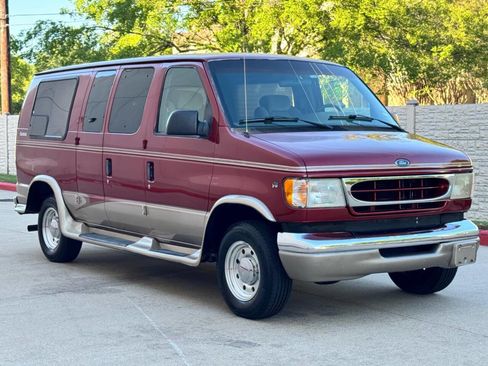 Used 1999 Ford E-250 and Econoline 250 image 7