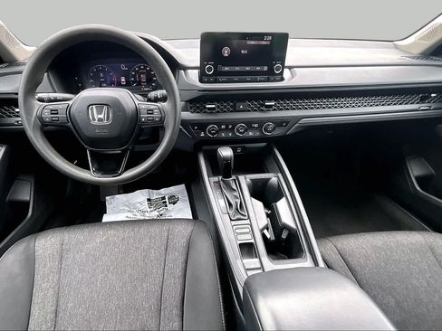 Used 2023 Honda Accord EX image 16