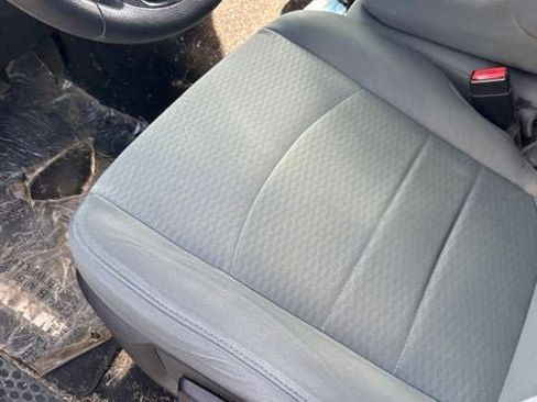 Used 2019 RAM 1500 Classic SLT AWD/4WD image 10