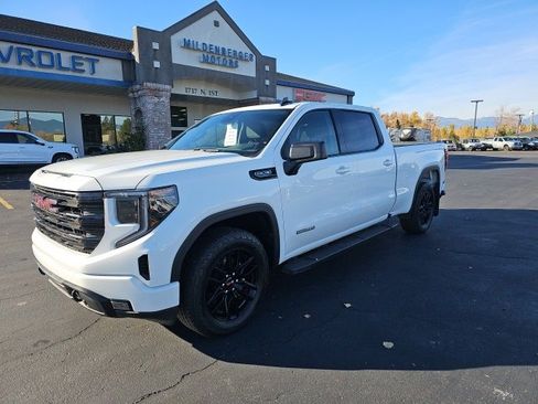 Used 2023 GMC Sierra 1500 Elevation image 41