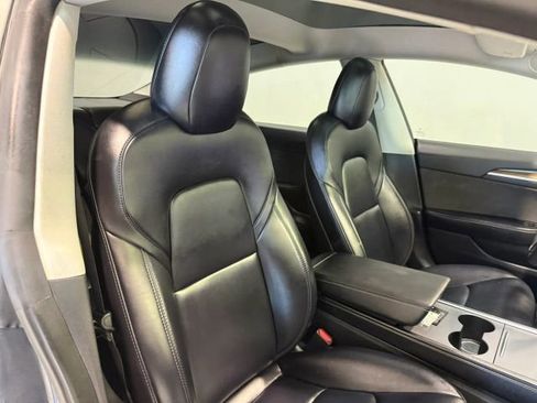 Used 2022 Tesla Model 3 Long Range AWD/4WD image 25