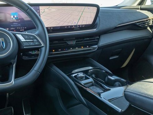 Used 2025 Buick Envision Sport Touring image 19