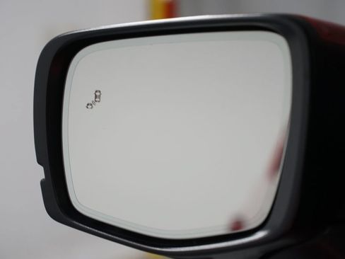 Used 2023 Honda Pilot Elite image 27