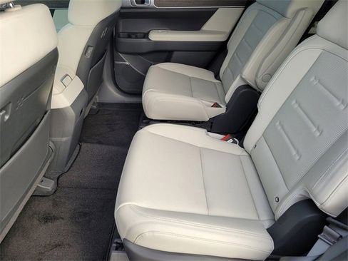 New 2025 Hyundai Santa Fe Calligraphy image 8