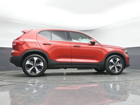 Used 2023 Volvo XC40 B4 Plus w/ Driver Assist Package FWD image 41