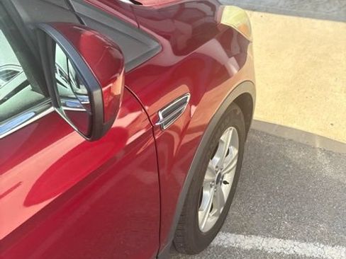 Used 2015 Ford Escape SE FWD image 15