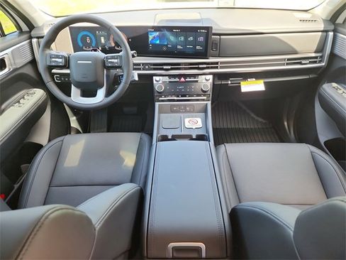 New 2025 Hyundai Santa Fe SEL image 11