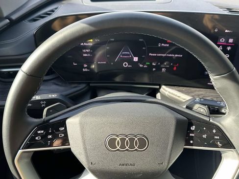 Used 2025 Audi Q5 Premium Plus w/ Premium Plus AWD/4WD image 24